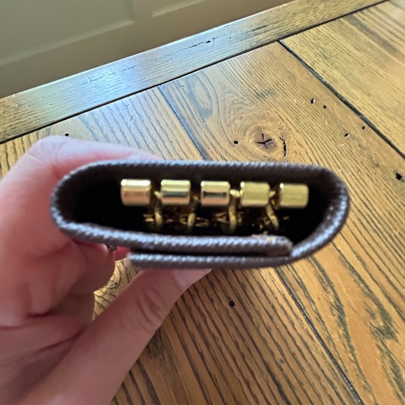 EUC Burberrys Key Wallet/Key Holder - Picture 7 of 12